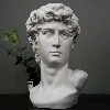 Садова кам'яна скульптура